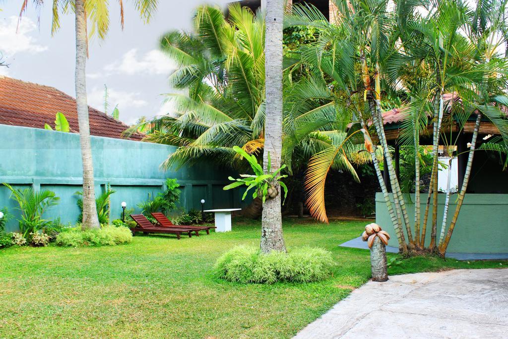 Mount Villa Dehiwala-Mount Lavinia Exteriör bild